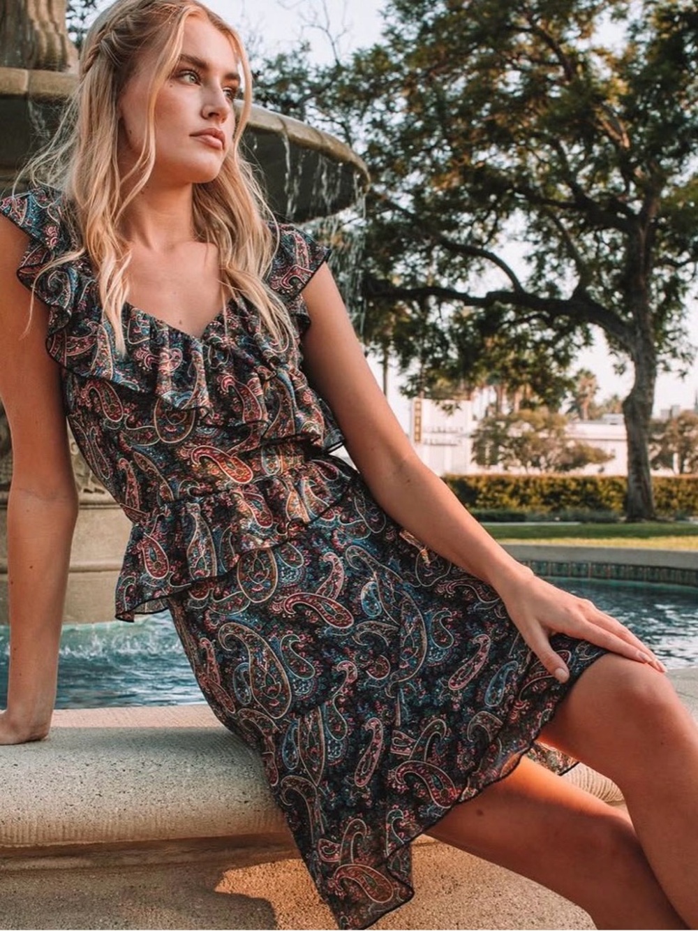 SENLIS Multicolored Paisley Print Aria Ruffle V-neck Cascade Y2K Inspired Dress